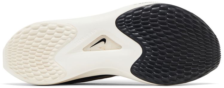 Nike Zoom Fly 5 Black Metallic Gold Grain