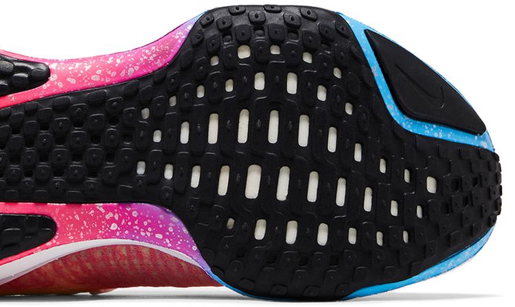 Nike Wmns ZoomX Invincible 3 Barely Volt Hyper Pink