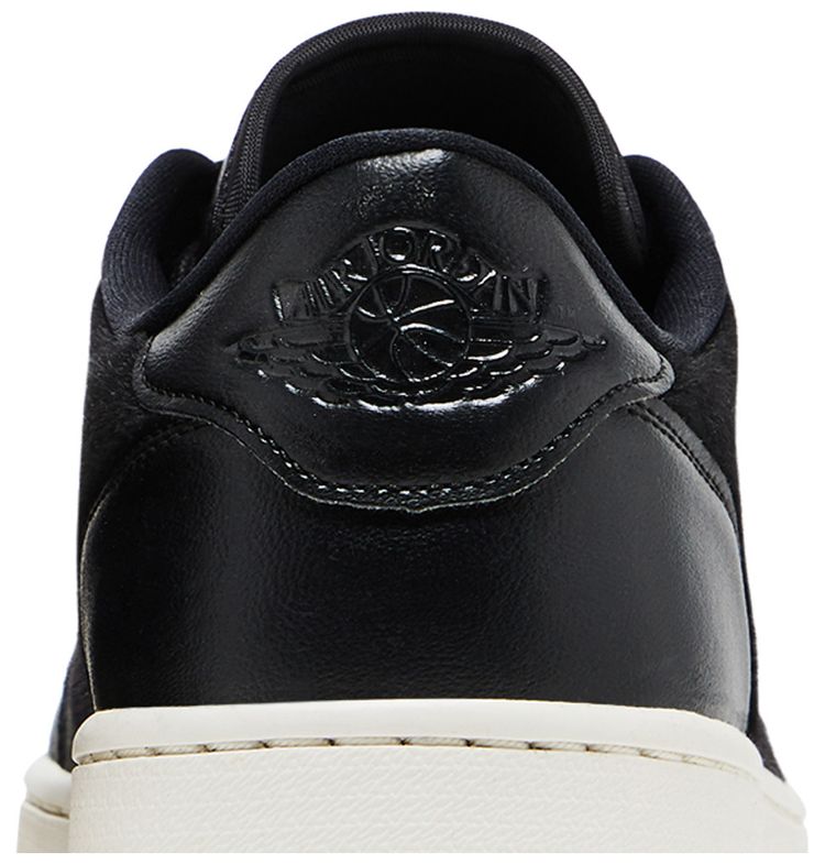 Wmns Air Jordan 1 Retro Low NS Black