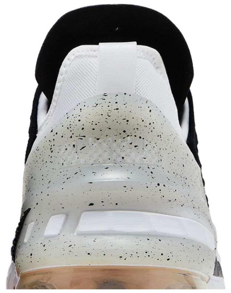 Nike LeBron 18 GS Black White Gum