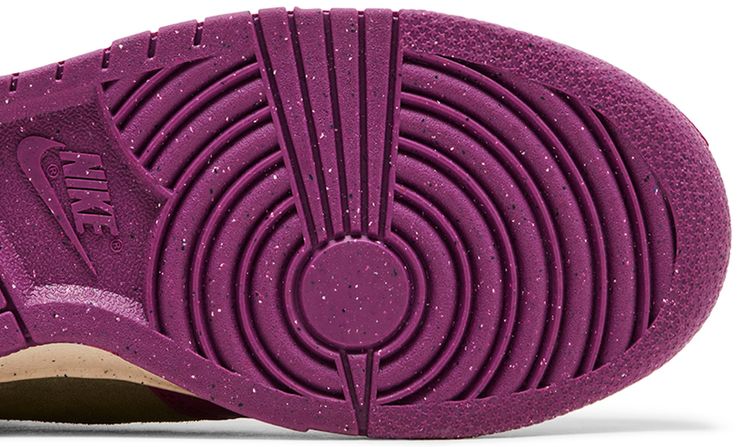 Nike Wmns Dunk High Dynamic Berry