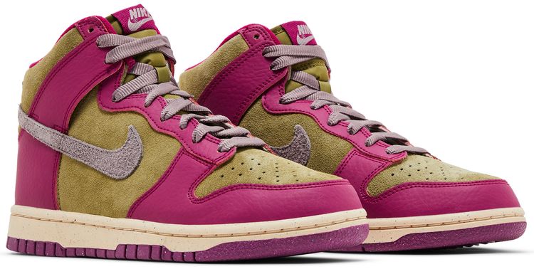 Nike Wmns Dunk High Dynamic Berry