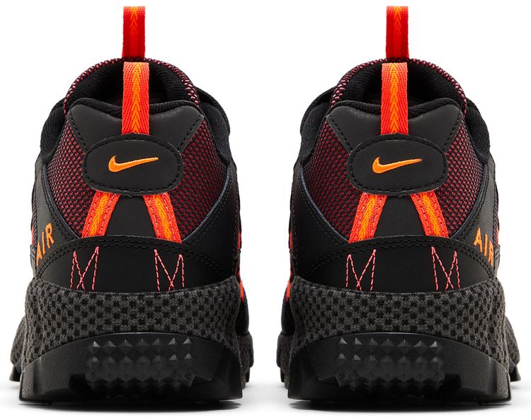 Air Humara Black Bright Crimson
