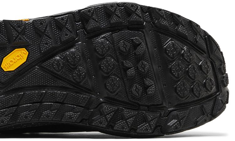 HOKA Tor Summit Black