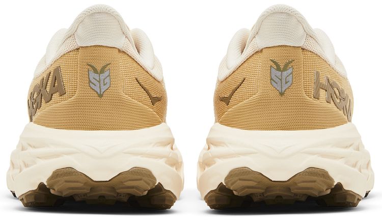HOKA Speedgoat 5 Vanilla Wheat