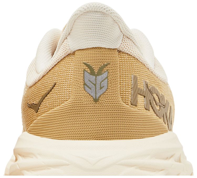 HOKA Speedgoat 5 Vanilla Wheat