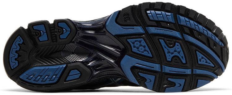 Gel Nimbus 101 Black Grand Shark