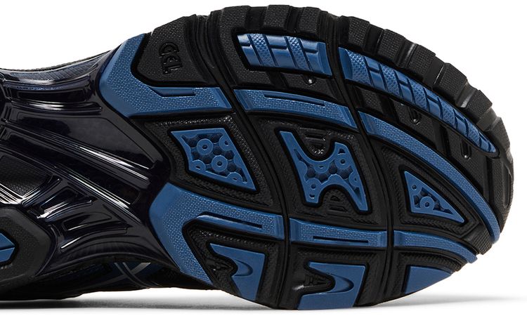 Gel Nimbus 101 Black Grand Shark