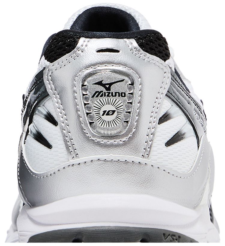 Wave Rider 10 White Silver Black