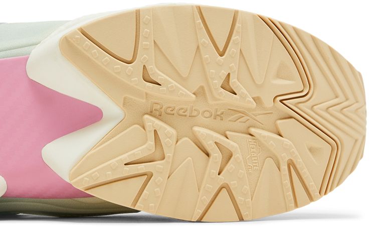 Smiley x Reebok InstaPump Fury 95 50th Anniversary