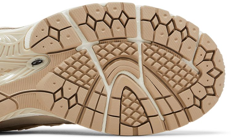 New Balance 1906F Timberwolf Frappe