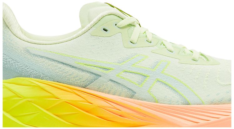 Asics Novablast 4 Paris