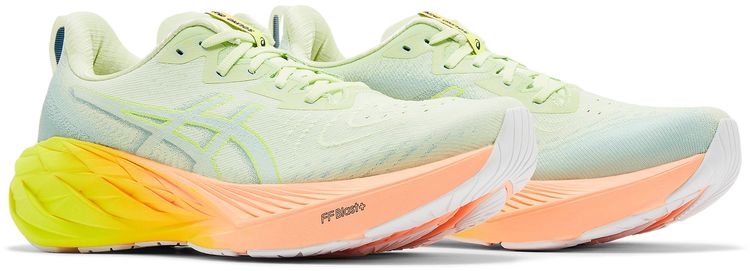 Asics Novablast 4 Paris