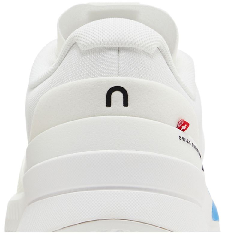 ON The Roger Pro 2 White Malibu