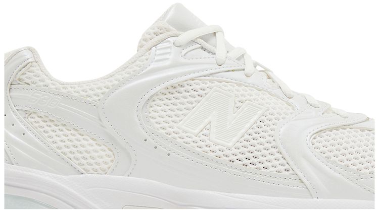 530 Triple White