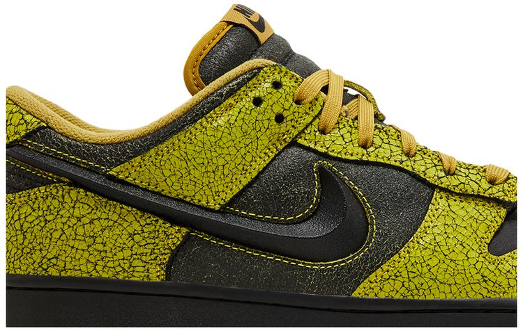 Dunk Low Halloween Skull
