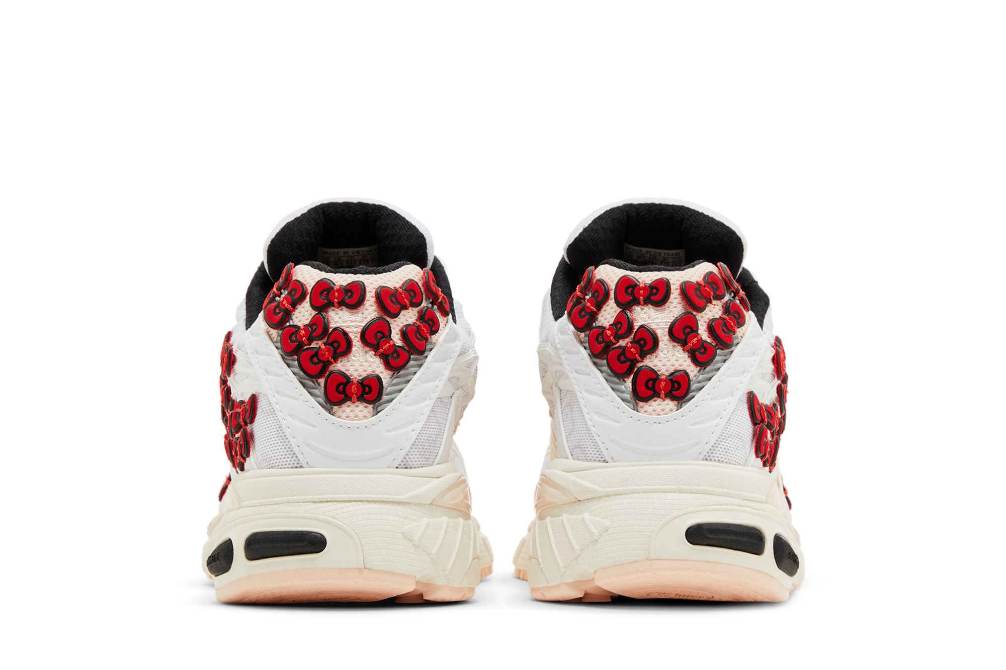 Buy Hello Kitty x Wmns Adistar Cushion '50th Anniversary