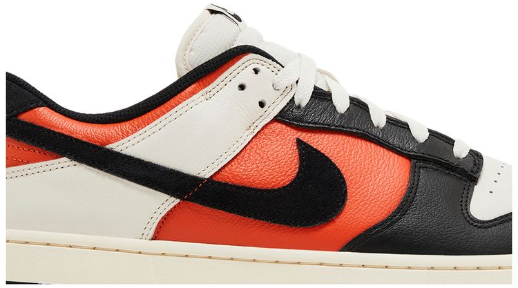 Nike Dunk Low Vintage Coral