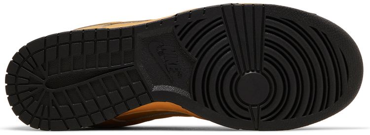 Nike Dunk Low SE Wheat