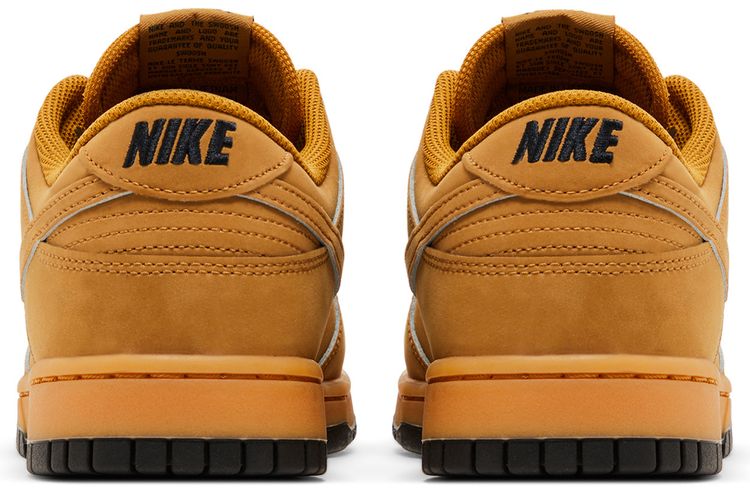 Nike Dunk Low SE Wheat
