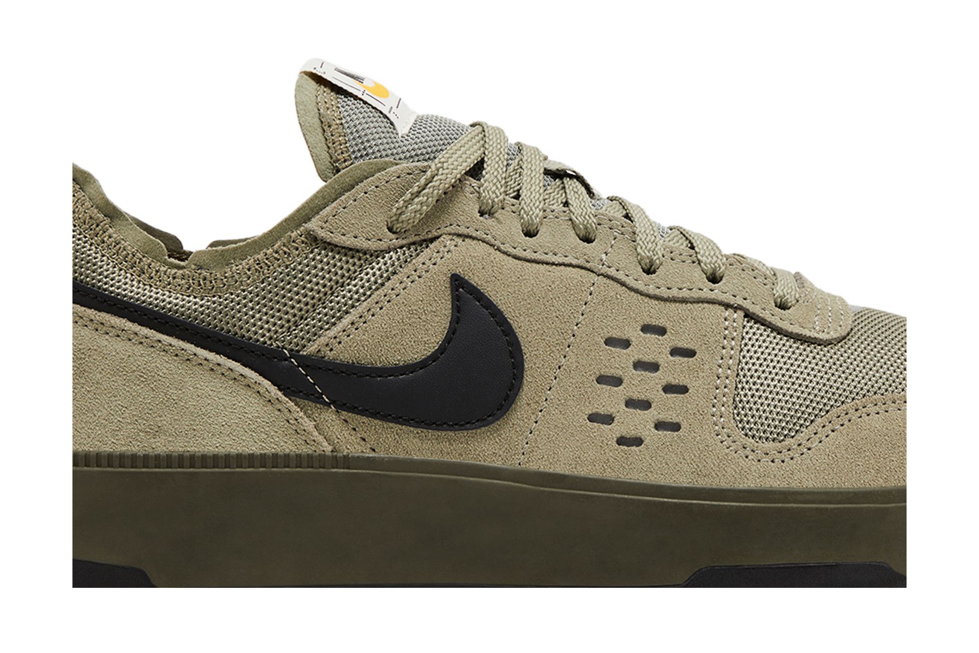 Nike sb team classic camo deals