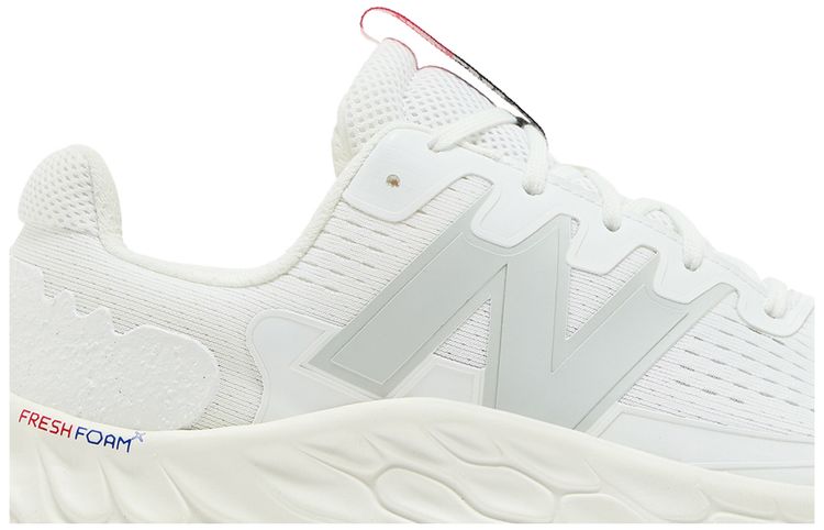 New Balance Fresh Foam X More Trail v3 White Grey Gum