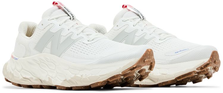 New Balance Fresh Foam X More Trail v3 White Grey Gum
