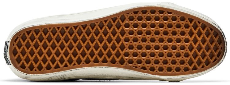 Notre x Sk8 Hi Reissue Raven