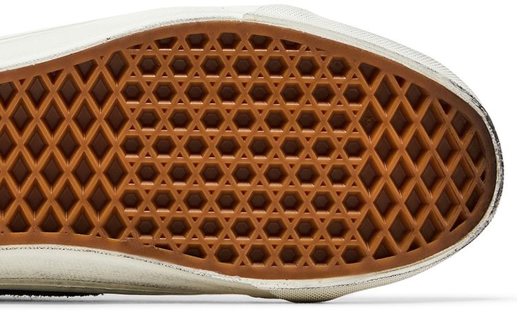 Notre x Sk8 Hi Reissue Raven
