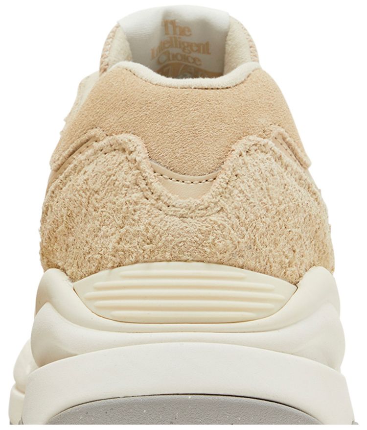New Balance Wmns 5740 Sandstone