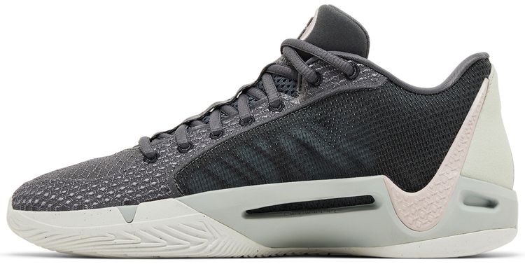 Nike Wmns Sabrina 1 Beyond the Game