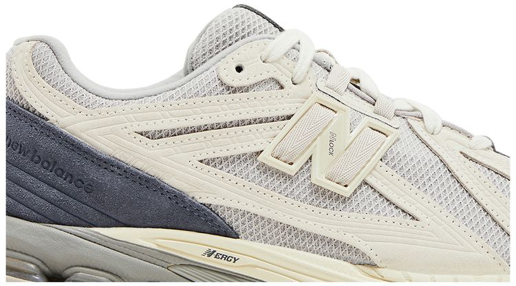 New Balance 1906F Linen Moonrock