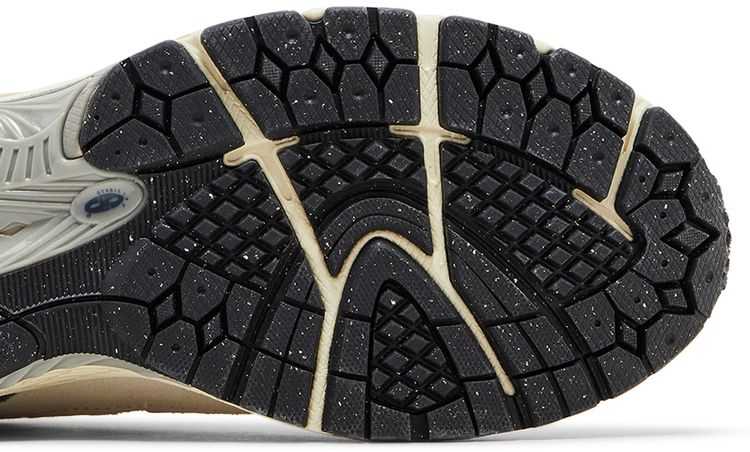 New Balance 1906F Linen Moonrock