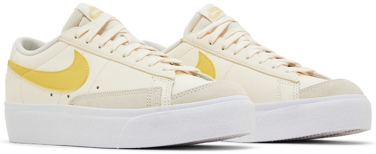 Nike Wmns Blazer Low Platform Pale Ivory Saturn Gold