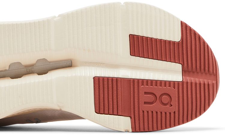 Cloudnova Form Sand Moon