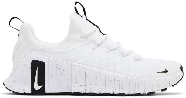 Wmns Free Metcon 6 White Metallic Silver Black