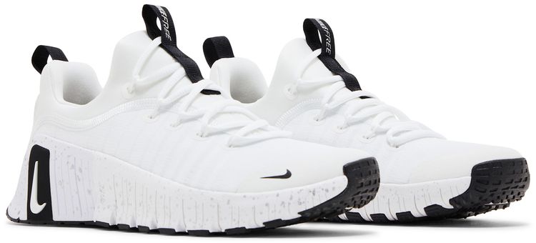 Wmns Free Metcon 6 White Metallic Silver Black