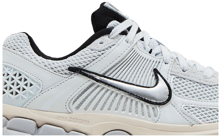 Nike Wmns Air Zoom Vomero 5 Platinum Light Orewood Brown