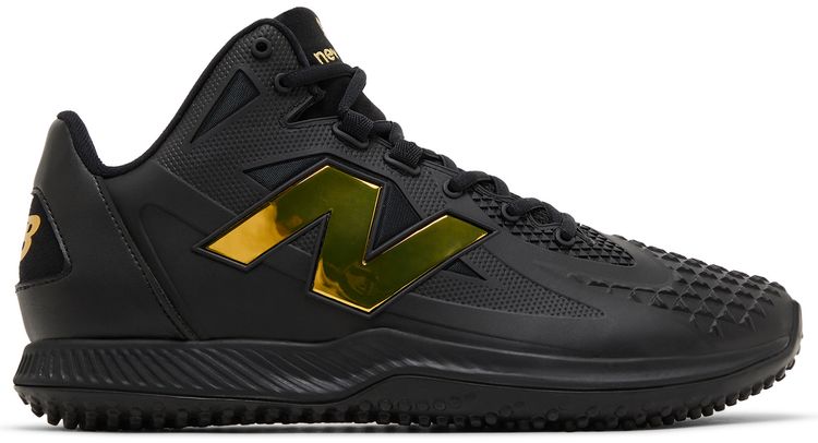 New Balance Ohtani 1 TF Black Metallic Gold