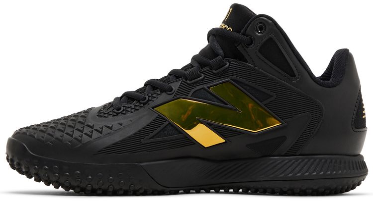 New Balance Ohtani 1 TF Black Metallic Gold