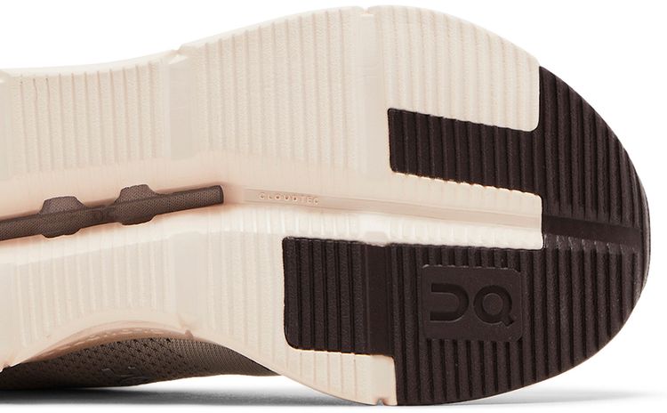 ON Wmns Cloudnova Pearl Shell