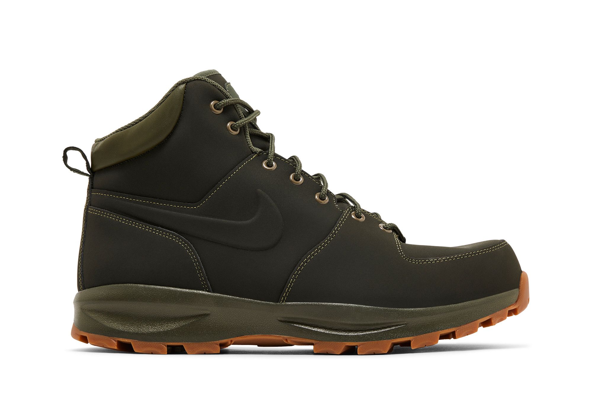 nike manoa boots near me