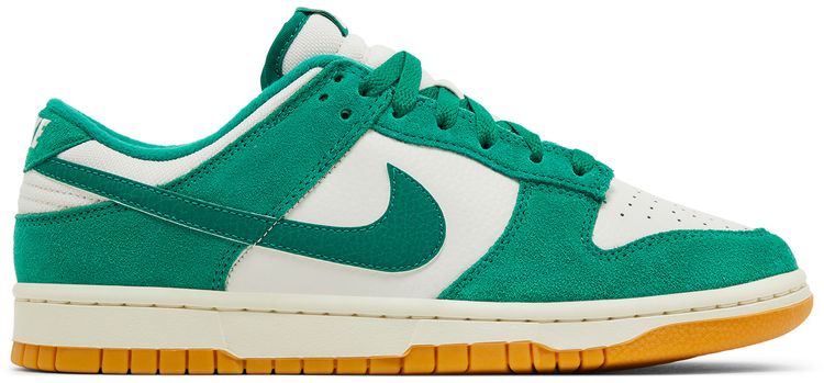 Nike Dunk Low SE Malachite Gum
