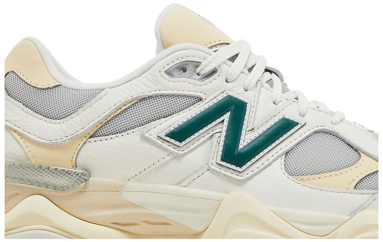 New Balance 9060 Sea Salt Marsh Green