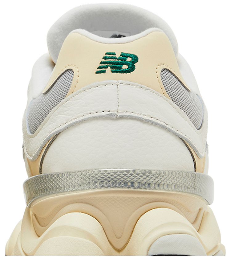 New Balance 9060 Sea Salt Marsh Green