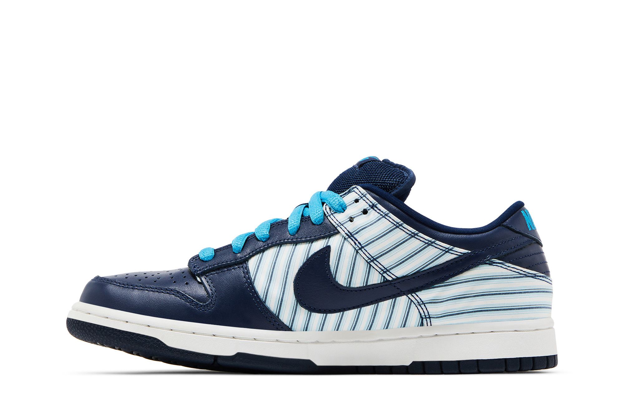 Buy Nike Dunk Low Pro SB 'Blue Avenger' - 304292 143 | GOAT