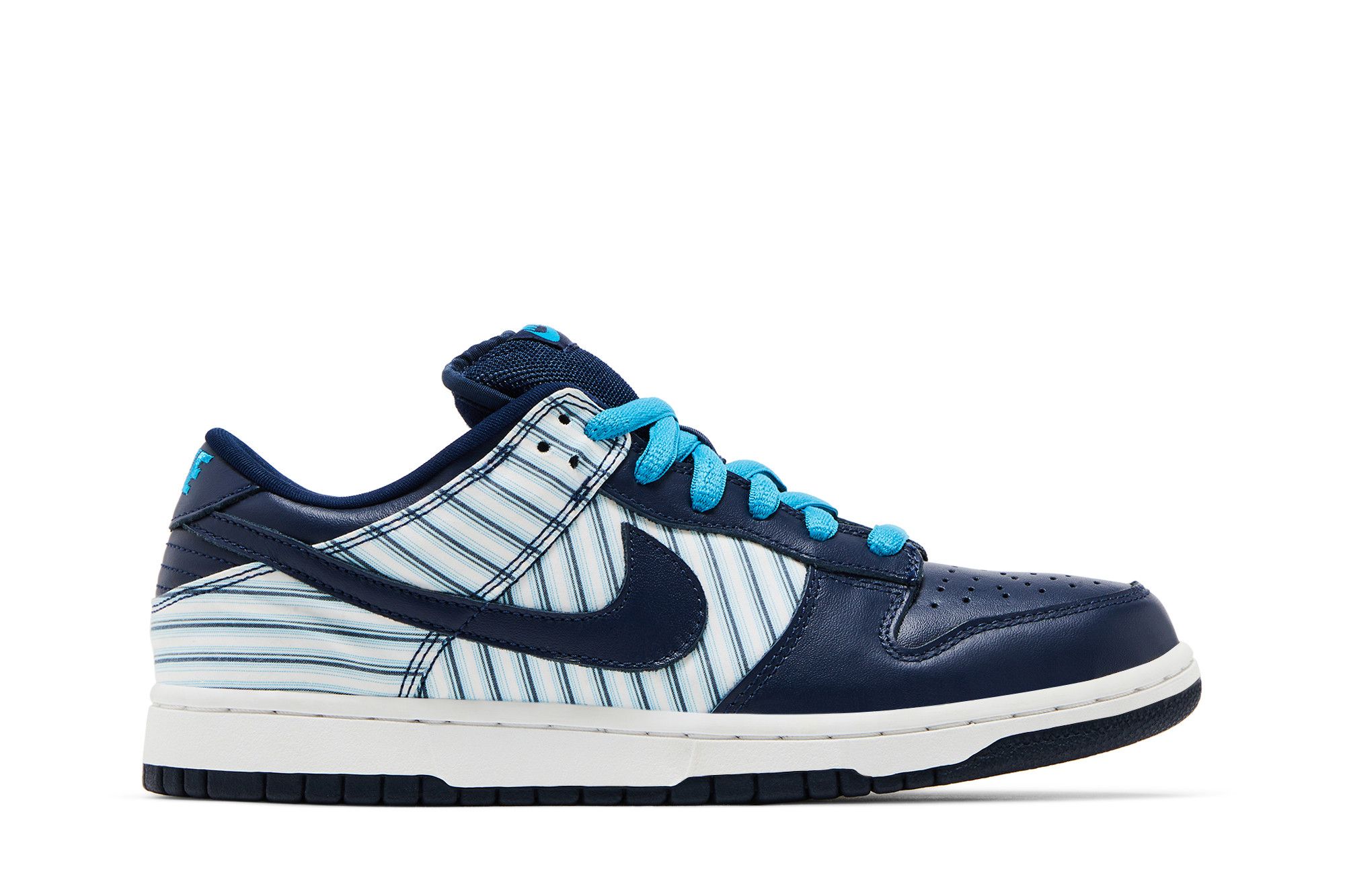 nike sb avenger blue