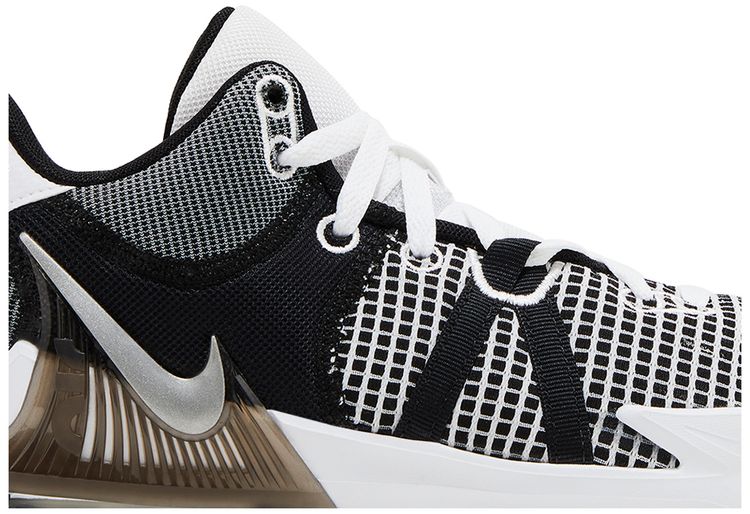 LeBron Witness 7 EP White Black