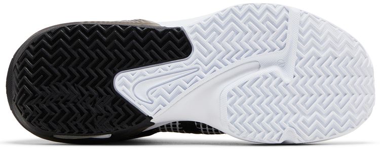 LeBron Witness 7 EP White Black