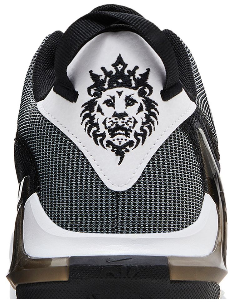 LeBron Witness 7 EP White Black